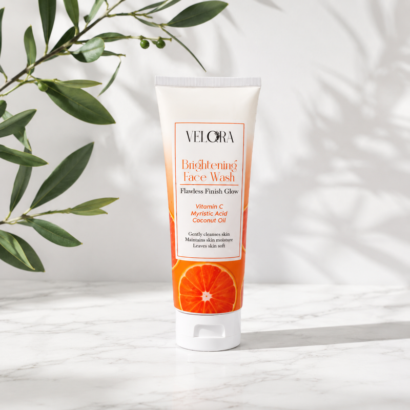 Velor Brightening Face Wash - Flawless Finish Glow with Vitamin C Myristic Acid Coconut Oil - Product Image 2