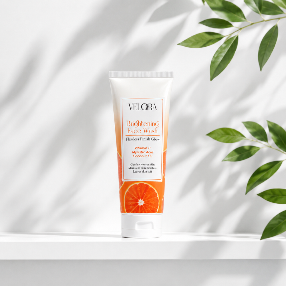 Velor Brightening Face Wash - Flawless Finish Glow with Vitamin C Myristic Acid Coconut Oil - Product Image 4
